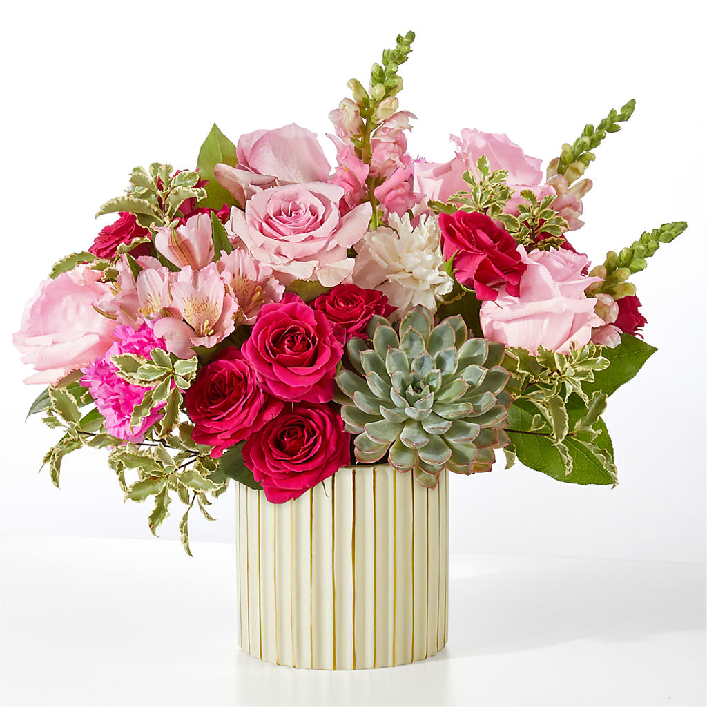 Magenta Musings Bouquet – Ruiz Creationz Llc, Miami FL