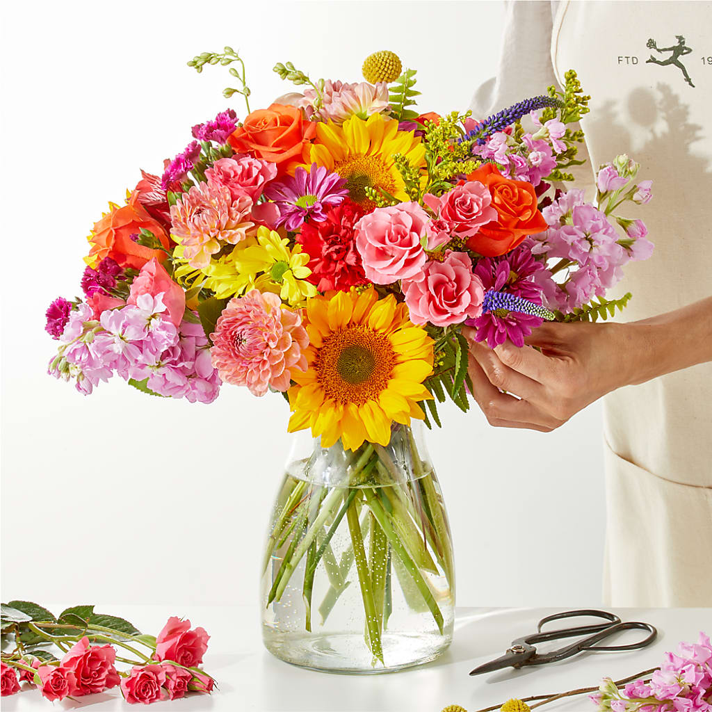Cue the Confetti - A Florist Original – Ruiz Creationz Llc, Miami FL