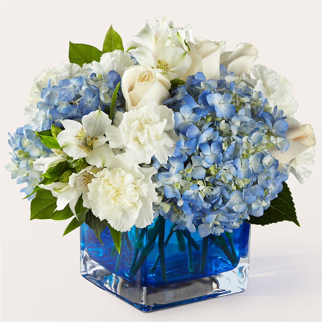 Soothing Waters Bouquet – Ruiz Creationz Llc, Miami FL