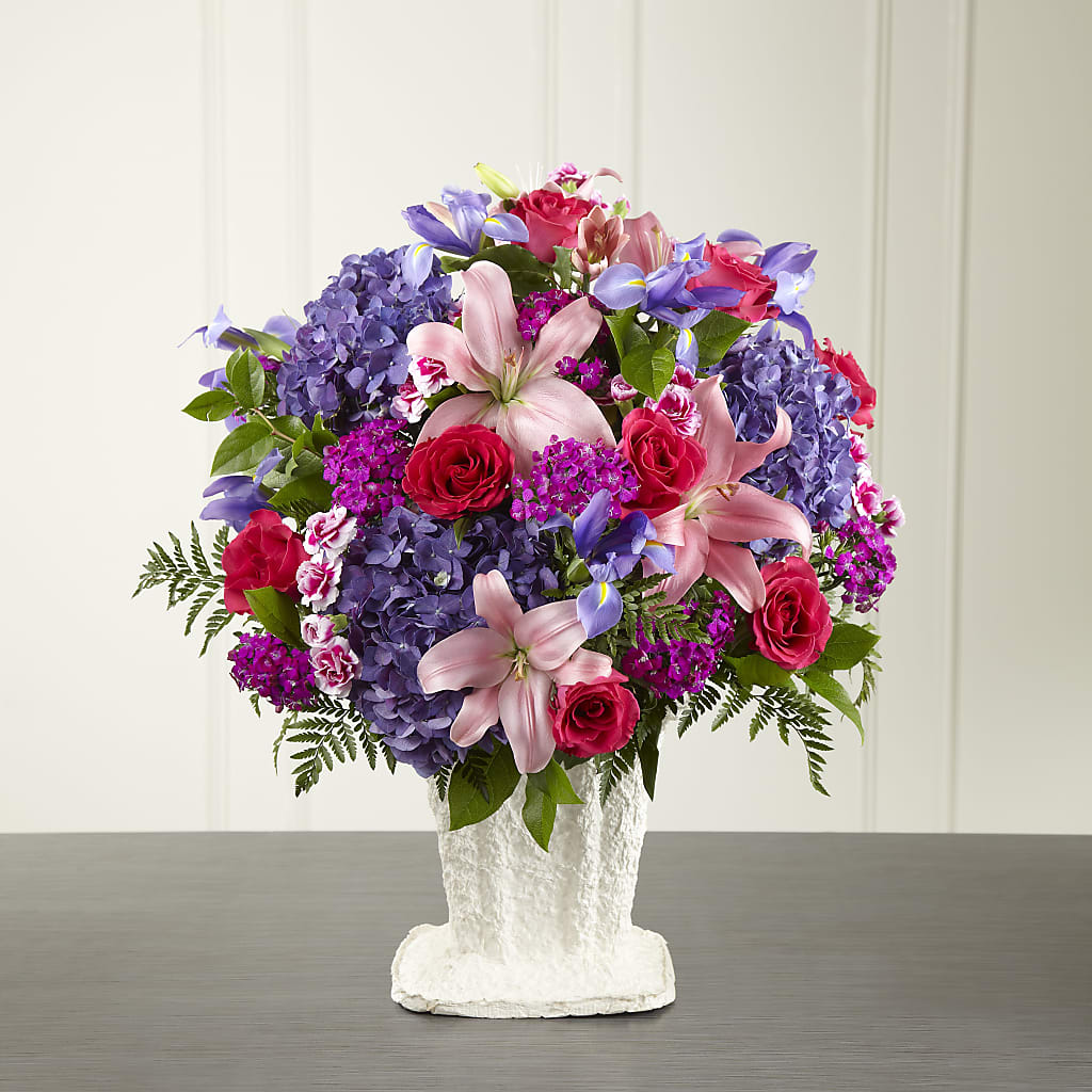 We Fondly Remember Arrangement – Ruiz Creationz Llc, Miami FL