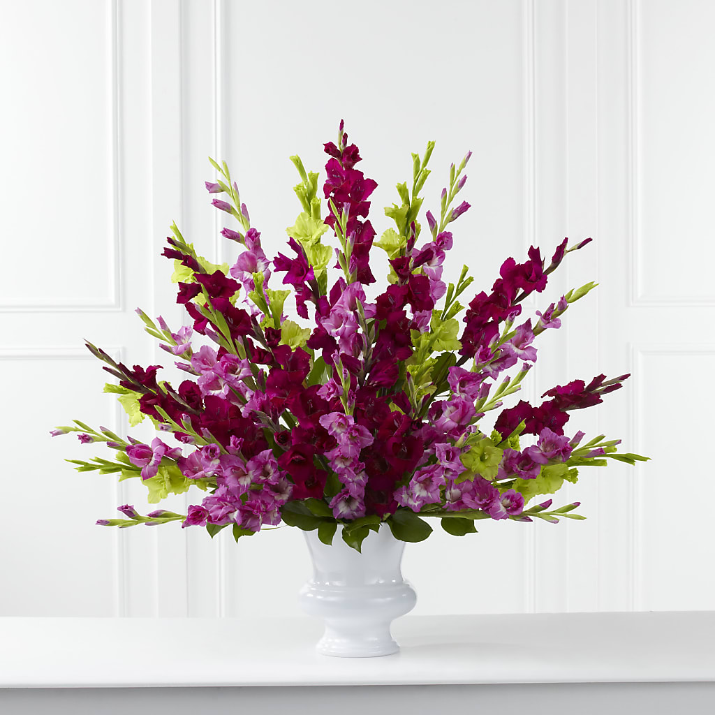 Solemn Offering Arrangement – Ruiz Creationz Llc, Miami FL