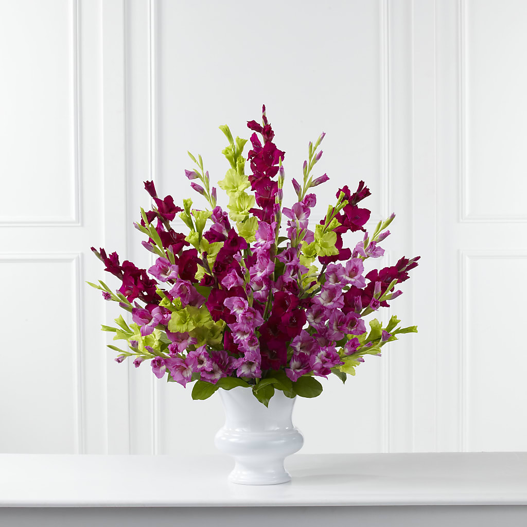 Solemn Offering Arrangement – Ruiz Creationz Llc, Miami FL