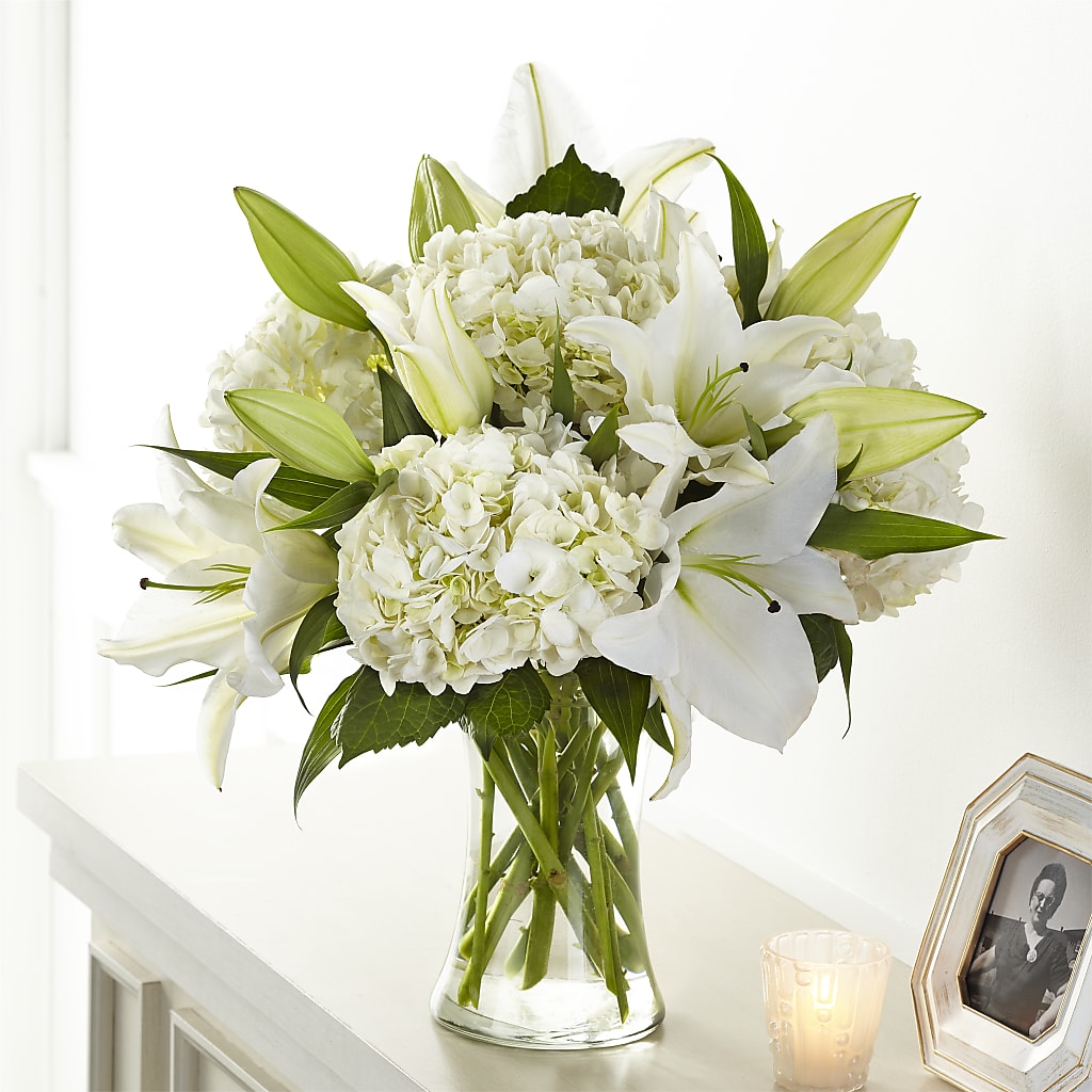 Compassionate Lily Bouquet – Ruiz Creationz Llc, Miami FL
