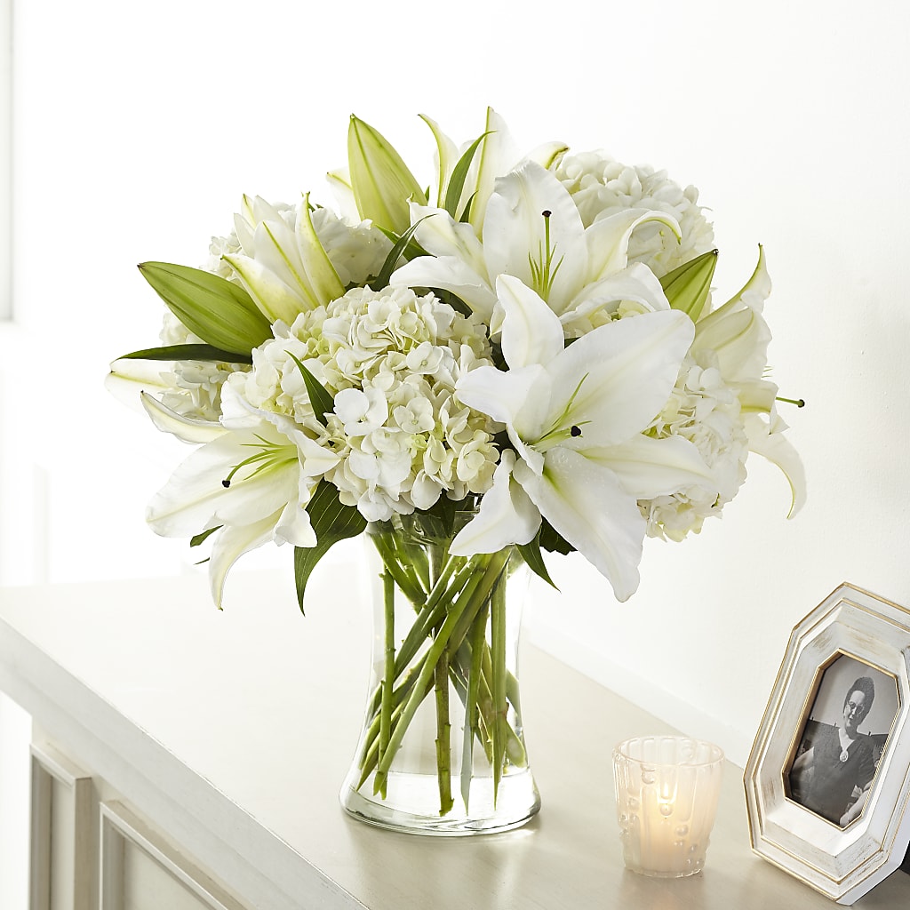Compassionate Lily Bouquet – Ruiz Creationz Llc, Miami FL