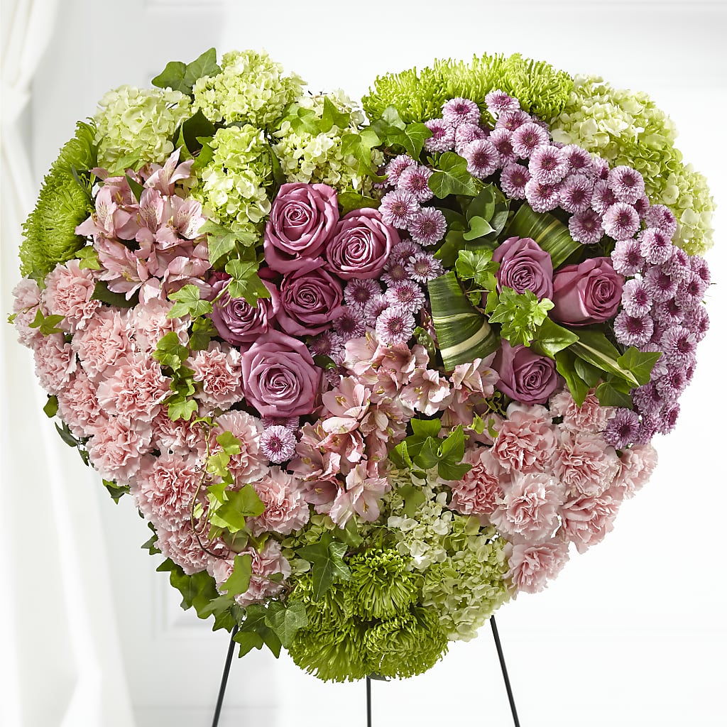 Heartwarming Standing Heart – Ruiz Creationz Llc, Miami FL