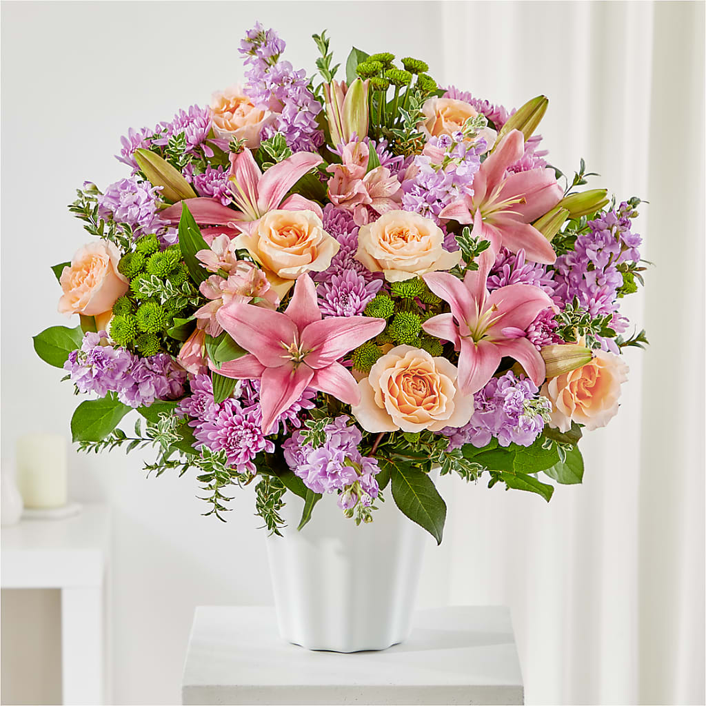 Supportive Embrace Tabletop Basket – Ruiz Creationz Llc, Miami FL