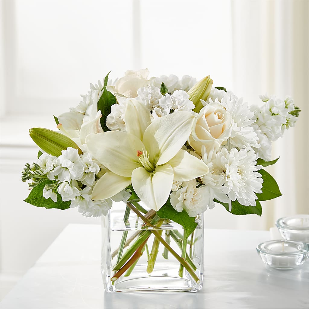 Gentle Breeze Bouquet – Ruiz Creationz Llc, Miami FL