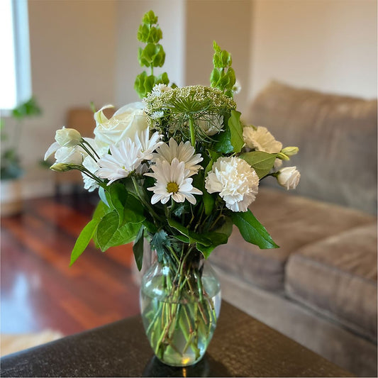 Classic Ivory – A Florist Original – Ruiz Creationz Llc, Miami FL