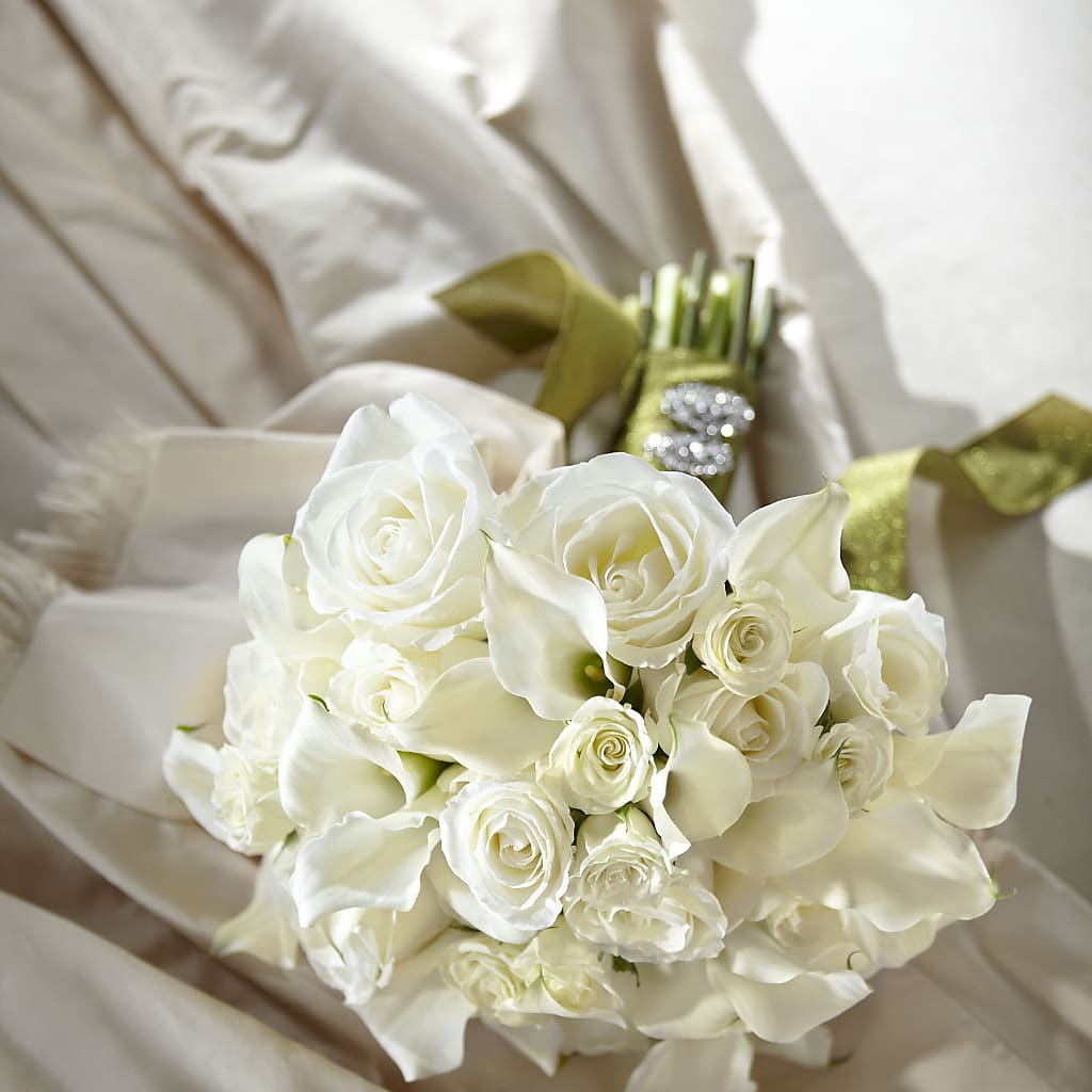 Serene Highness Bouquet – Ruiz Creationz Llc, Miami FL