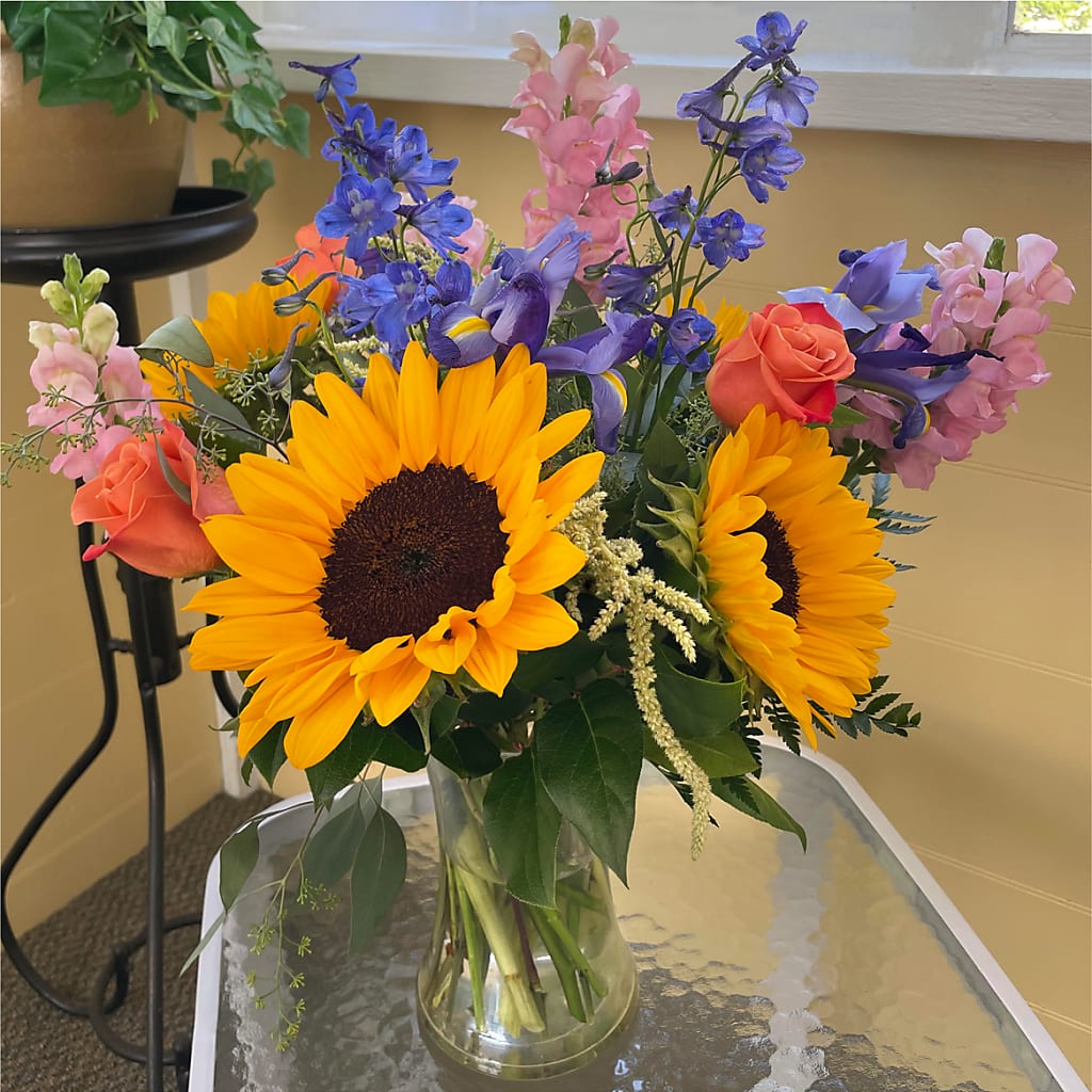 Rays of Life Bouquet –  Ruiz Creationz Llc, Miami FL