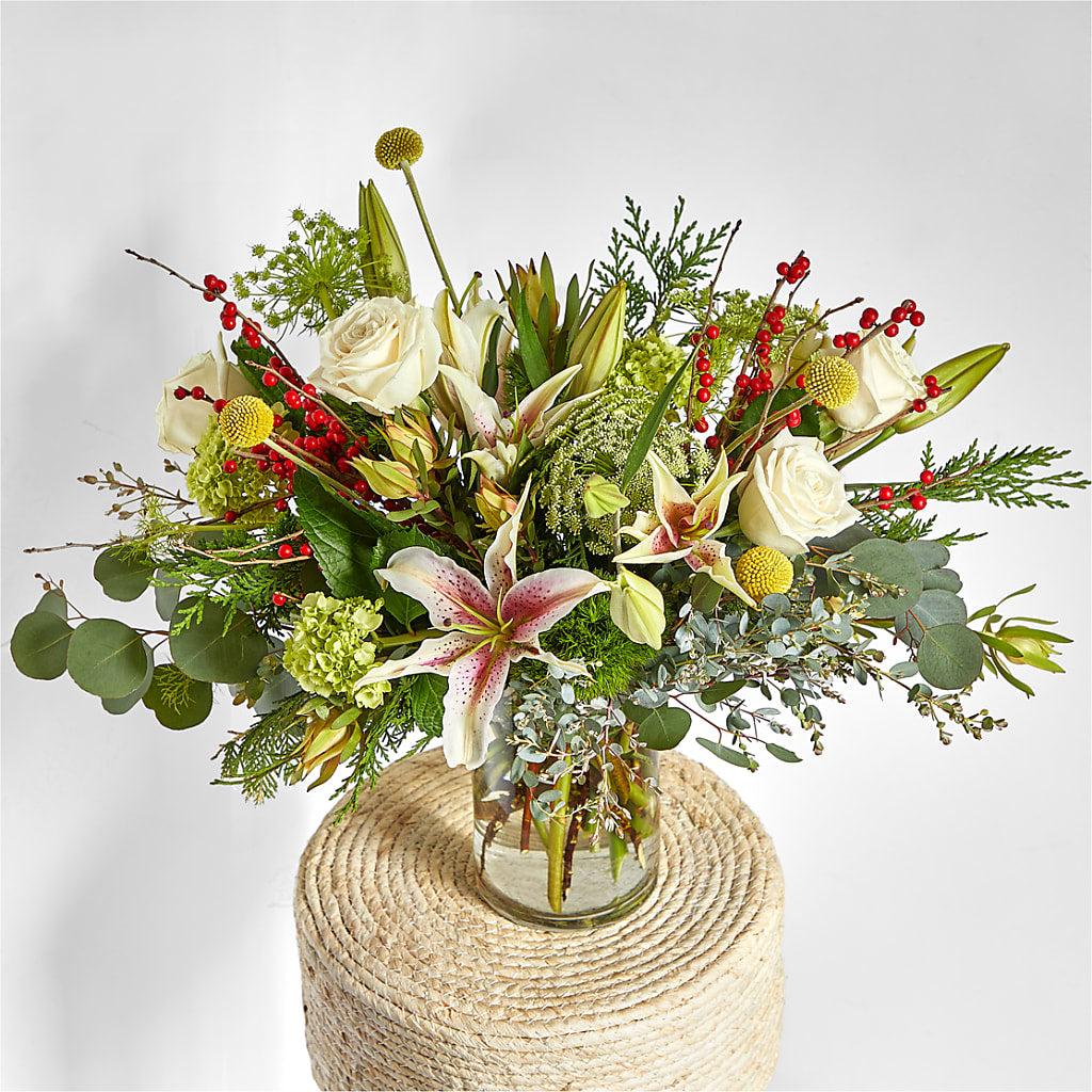 Berry & Bright Bouquet –  Ruiz Creationz Llc, Miami FL