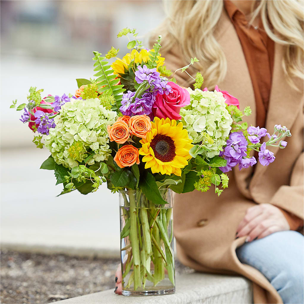 Vibrant Greetings Bouquet –  Ruiz Creationz Llc, Miami FL